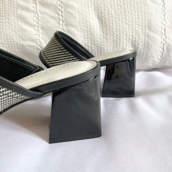 CAPELLI ROSSI BLACK WHITE INDI-90 STRAPPY SLIP ON GLOSSY BLOCK HEEL SANDALS - 9 - Picture 8 of 9